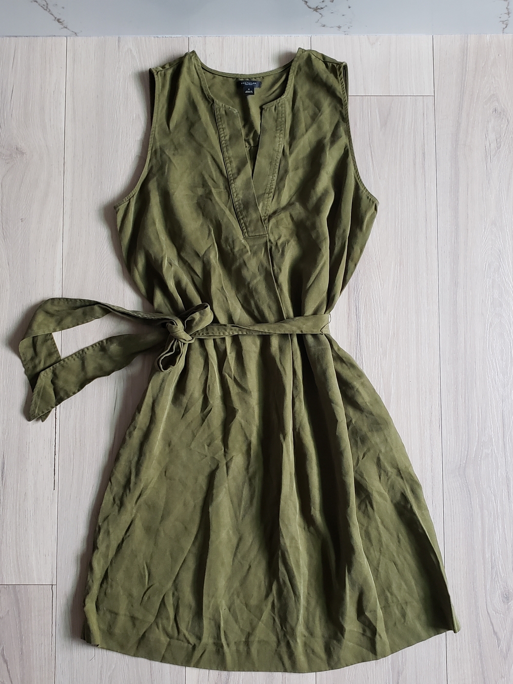 Ann Taylor Olive Green Sleeveless Tie-Waist Mini Dress